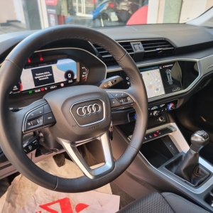 AUDI - Q3