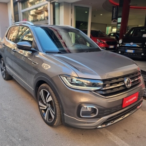 VOLKSWAGEN - T- CROSS