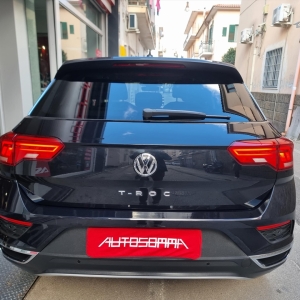 VOLKSWAGEN - T-roc