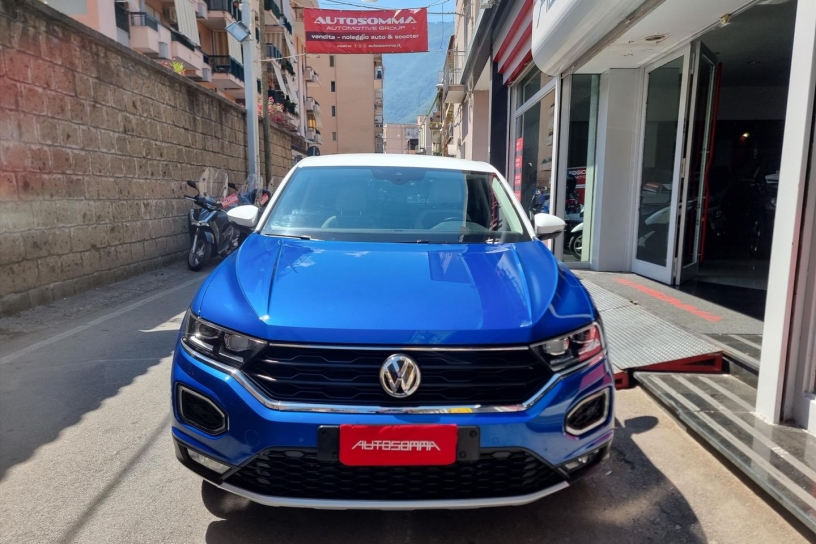 VOLKSWAGEN - T-roc